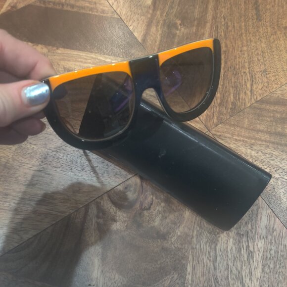 Fendi 2011 Runway sunglasses New - Picture 4 of 4